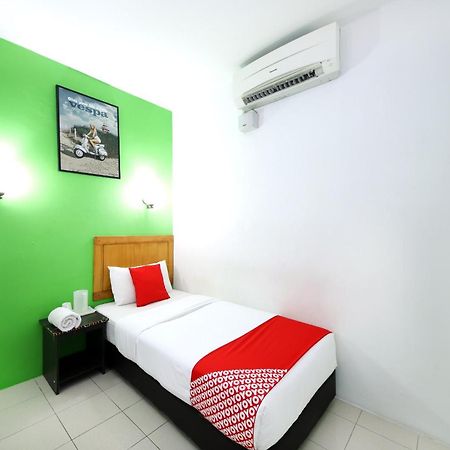 Super Oyo 502 Midah Inn Puchong Extérieur photo