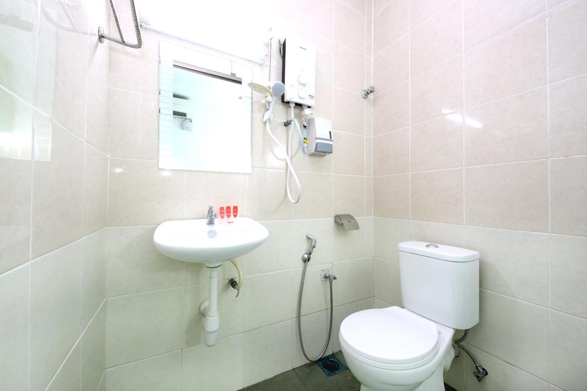 Super Oyo 502 Midah Inn Puchong Extérieur photo