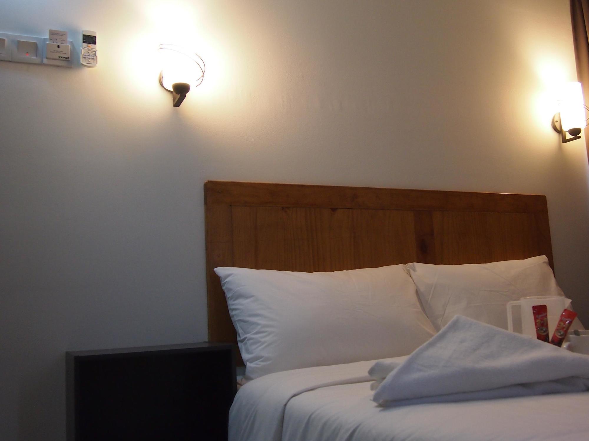 Super Oyo 502 Midah Inn Puchong Extérieur photo