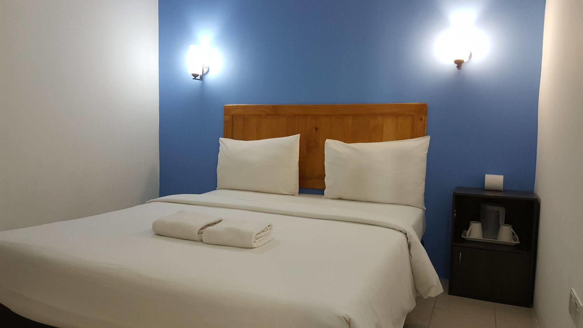 Super Oyo 502 Midah Inn Puchong Extérieur photo